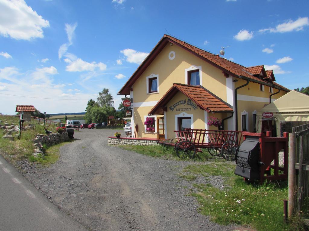 Pension Kamenny Dvur Františkovy Lázně Buitenkant foto